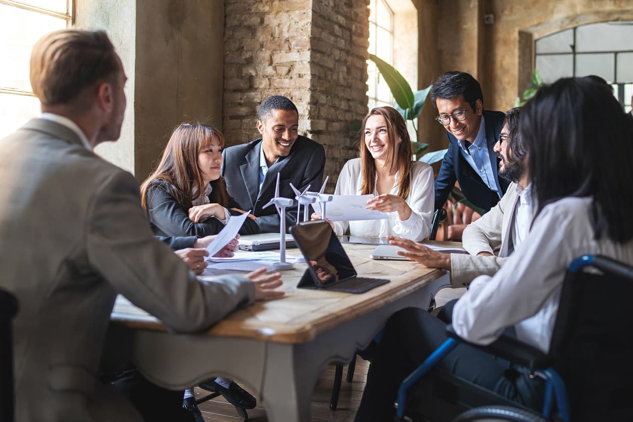 Beyond the Dyad: Broadening the APA Supervision Guidelines to Include Group Supervision