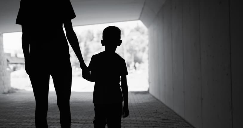 The Family That Never Arrives: An Integrative Framework for Attachment, Ambiguous Loss, and the Ghost Family